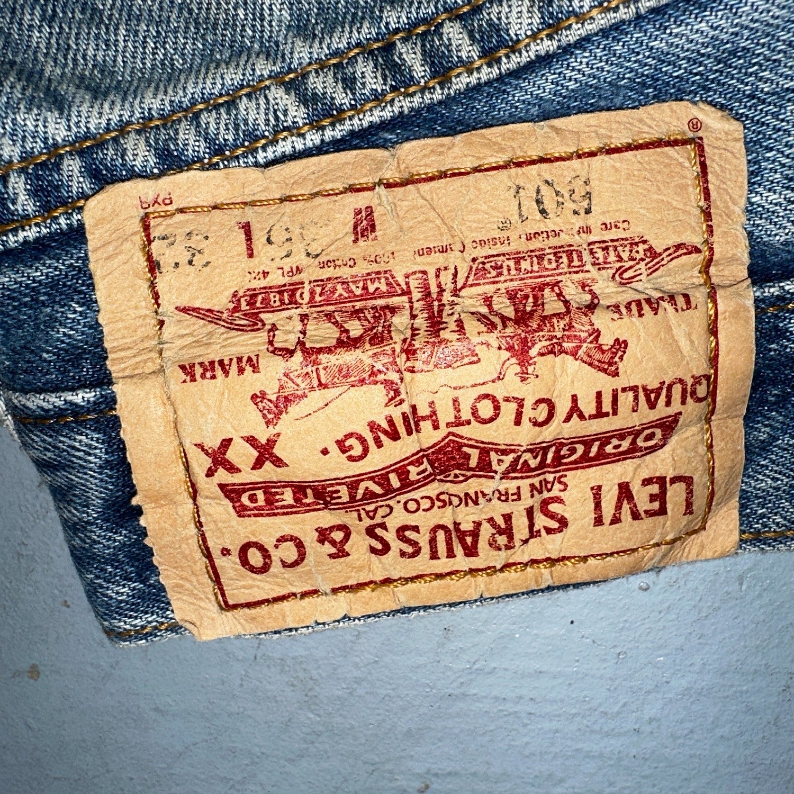 Levis 501 Vintage Y2K 90s XX Straight Leg Jeans Blue Light Wash 36x32 Act 33x30