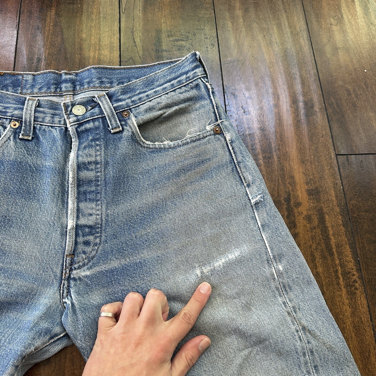 Levis Vintage 80s Redline Selvedge USA 501 XX Jeans Light Wash 31x33 Act 28x29