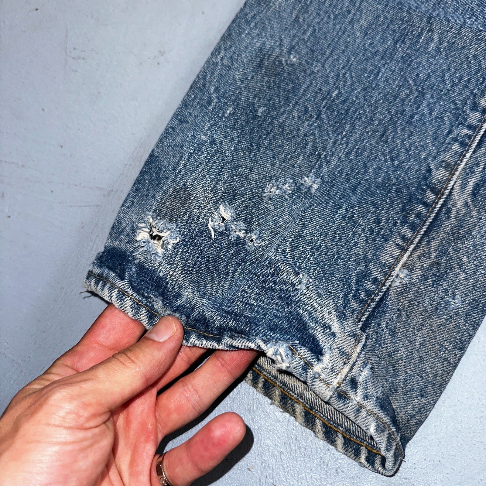 Levis 501 Vintage 80s Redline Selvedge USA XX Jeans Light Wash 32x36 Act 30x31