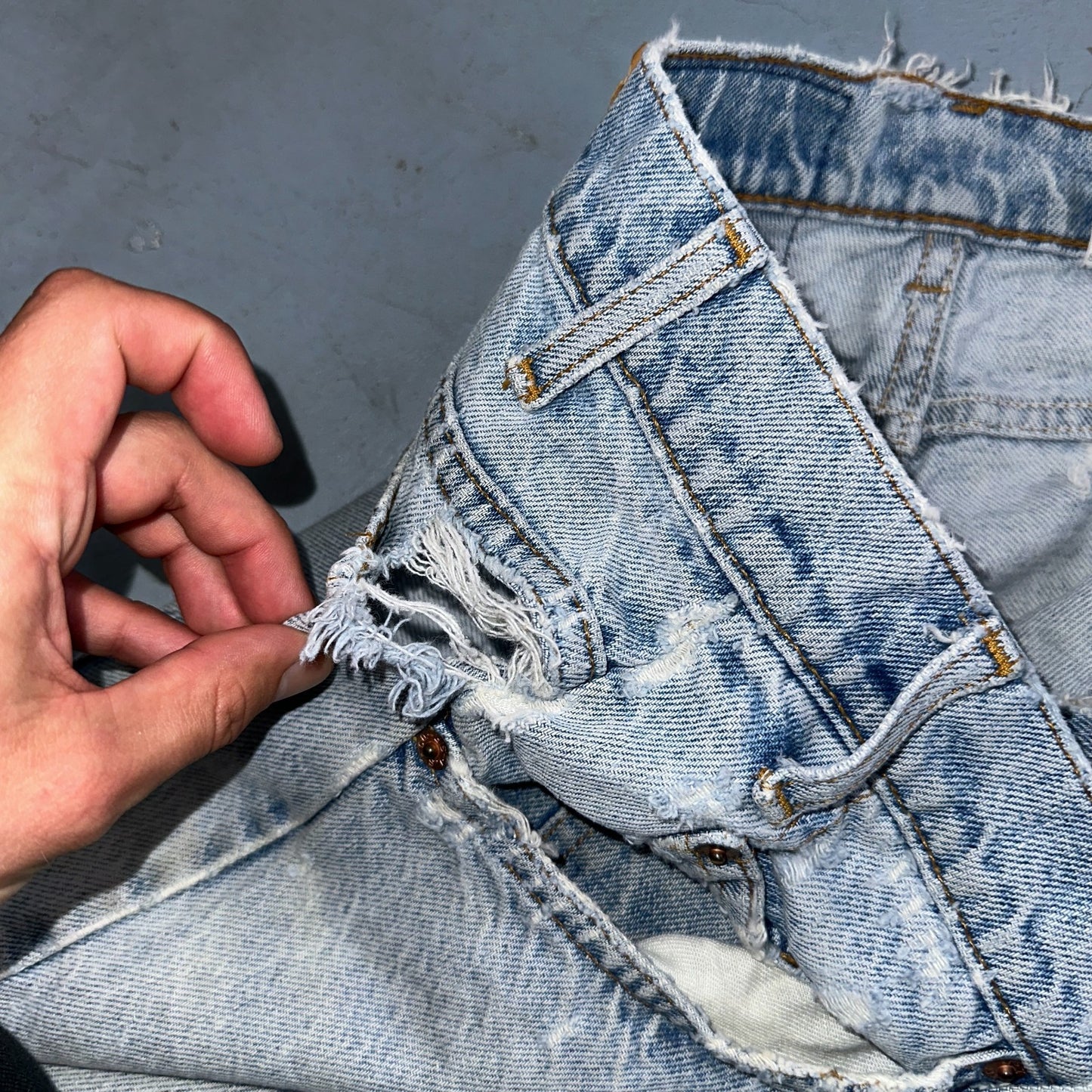 Levis 505 Vintage 90s Orange Tab Jeans 36x32 Thrashed Light Wash 501 Act 33x31