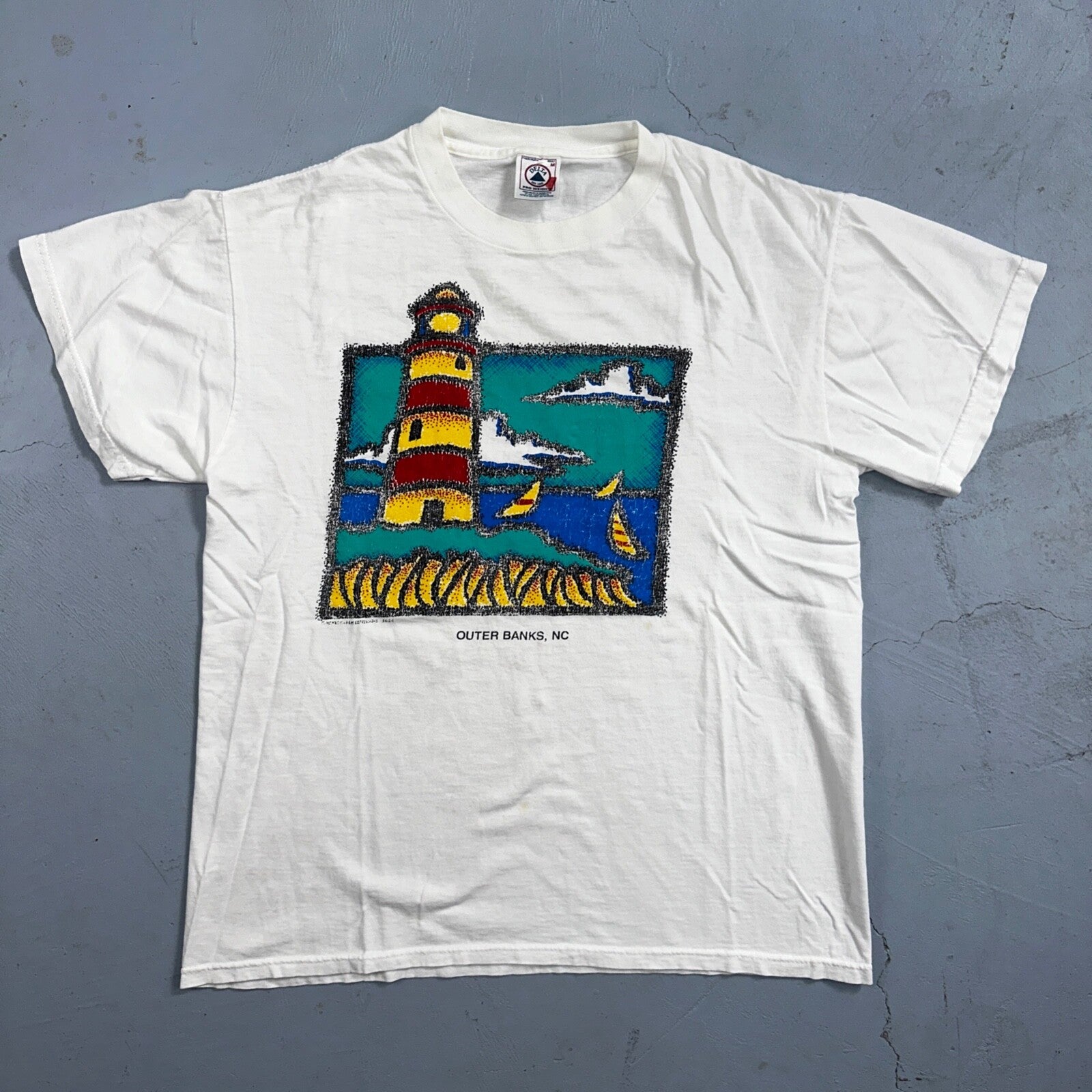 Outer Banks North Carolina VTG T Shirt Sailing Ocean Beach Light House Cute Fun