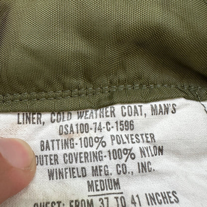 VTG 1970s Military Liner Mens Medium Green Quilted Cold Weather DSA100-74-C-1596