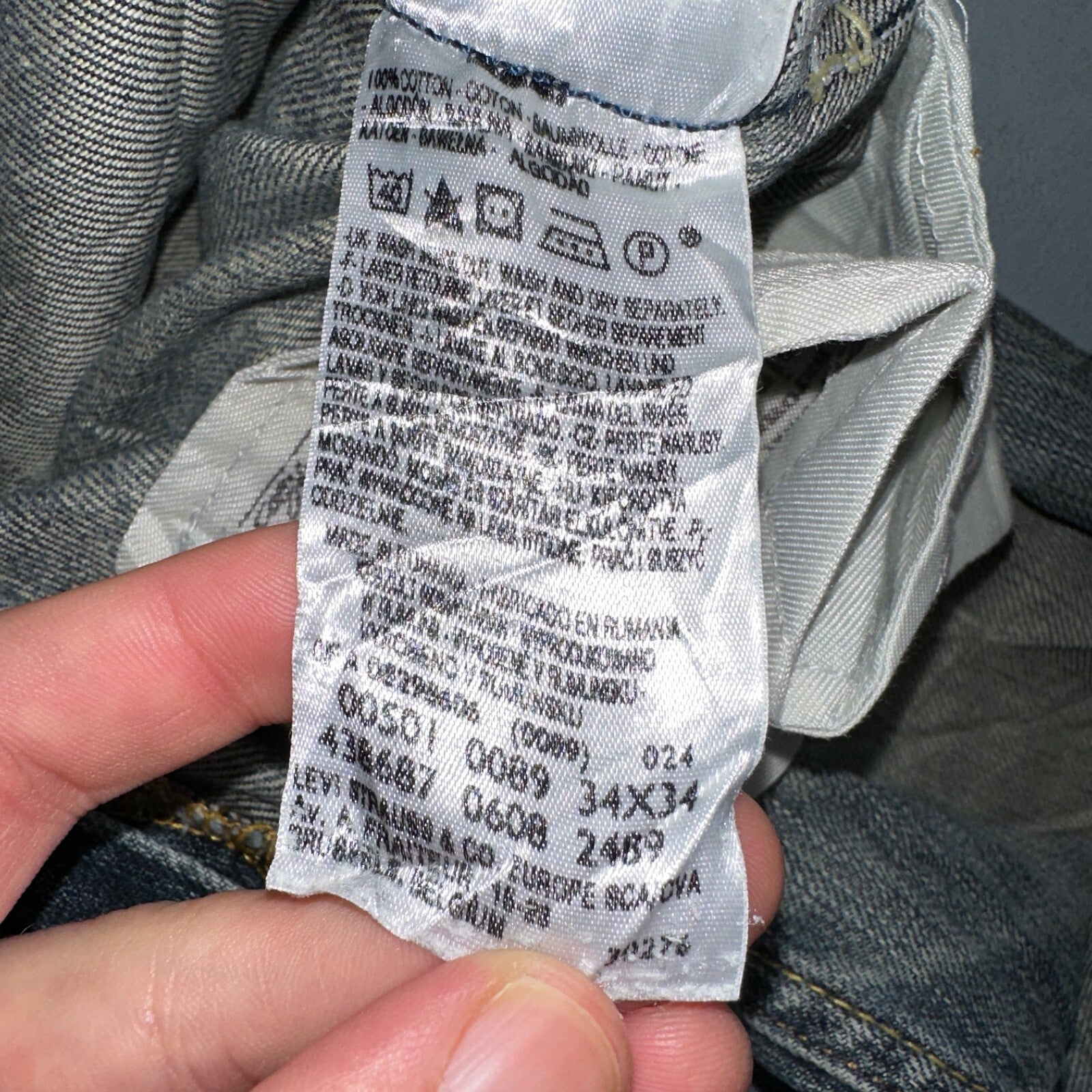 Levis 501 Vintage Y2K XX Straight Leg Jeans Blue Med Wash 34x34 Act 34x32