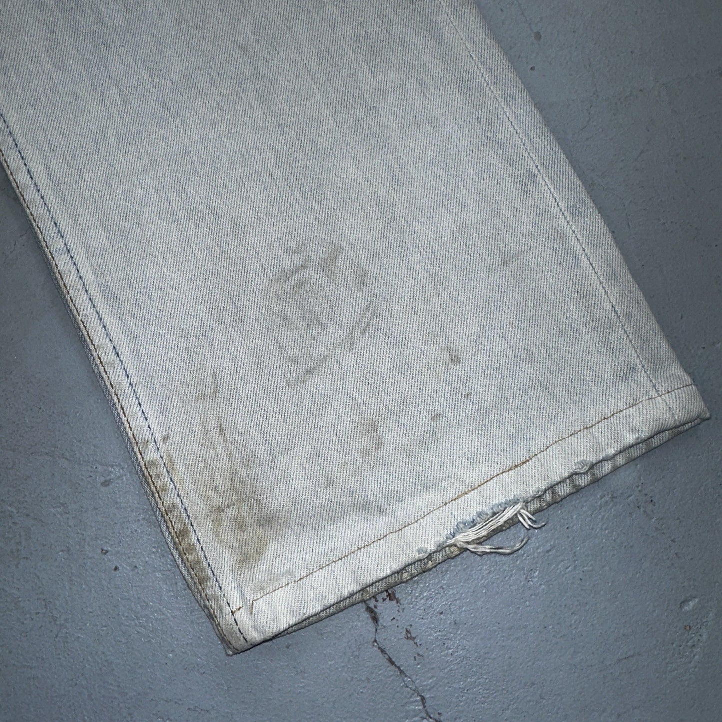 Levis 501 Vintage 90s Y2K XX Straight Leg Jeans Blue Light Wash 34x36 Act 33x31