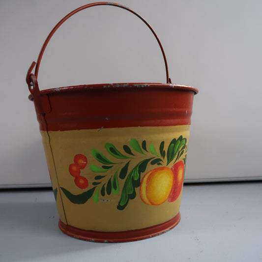 VTG Hand Painted Peaches Metal Bucket W Handle Galvanized Tub Garden Folk Art