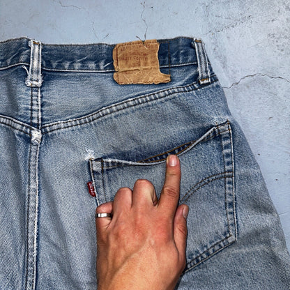 Levis 501 Vintage 80s Redline Selvedge USA XX Jeans Light Wash 36x36 Act 33x32