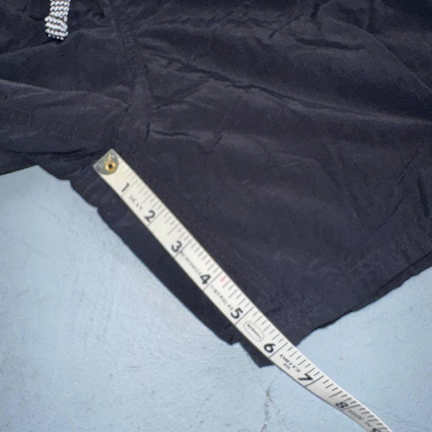 Nike Swim Shorts Size L Mens Solid Icon 6" Black NESSB636-001 Trunks