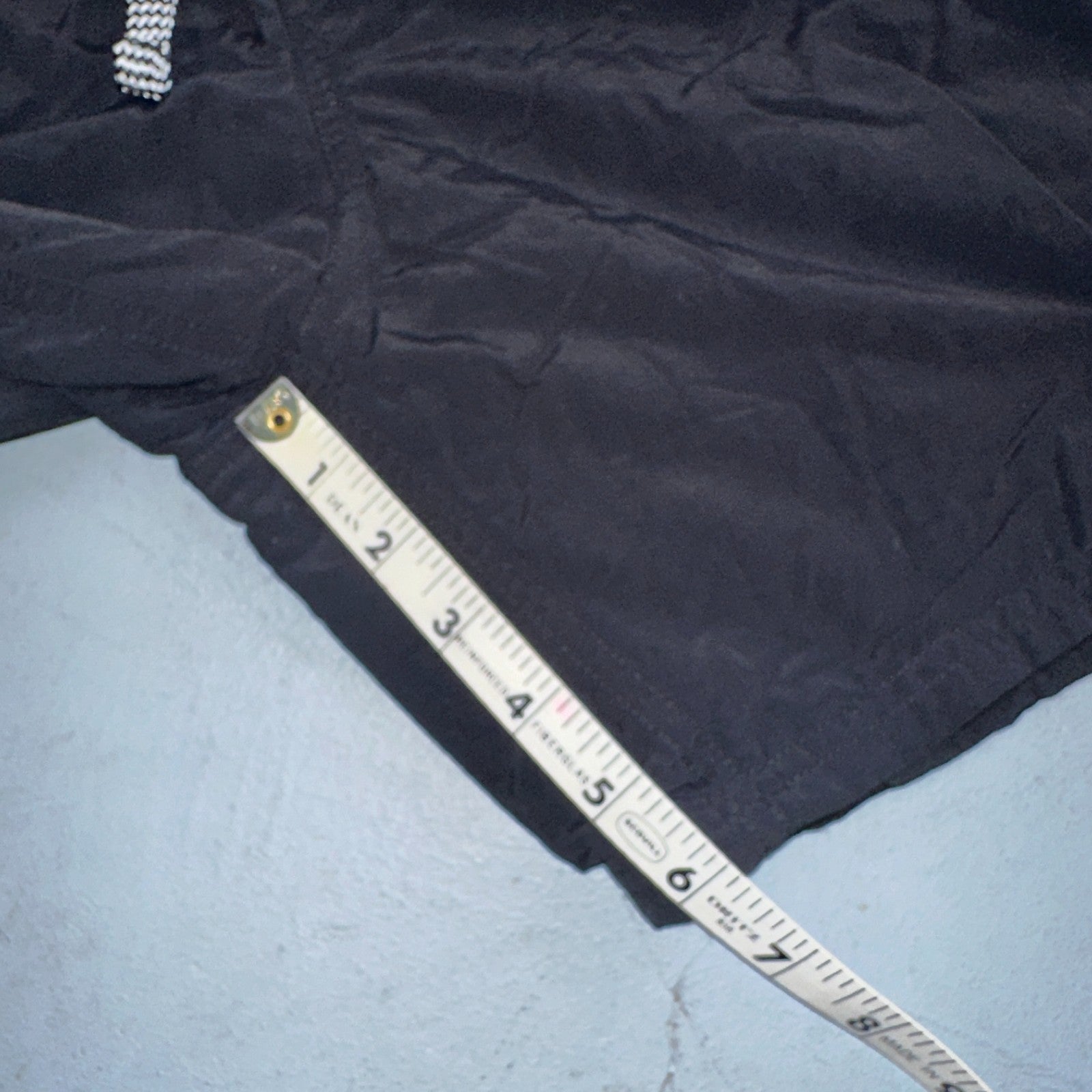 Nike Swim Shorts Size L Mens Solid Icon 6" Black NESSB636-001 Trunks