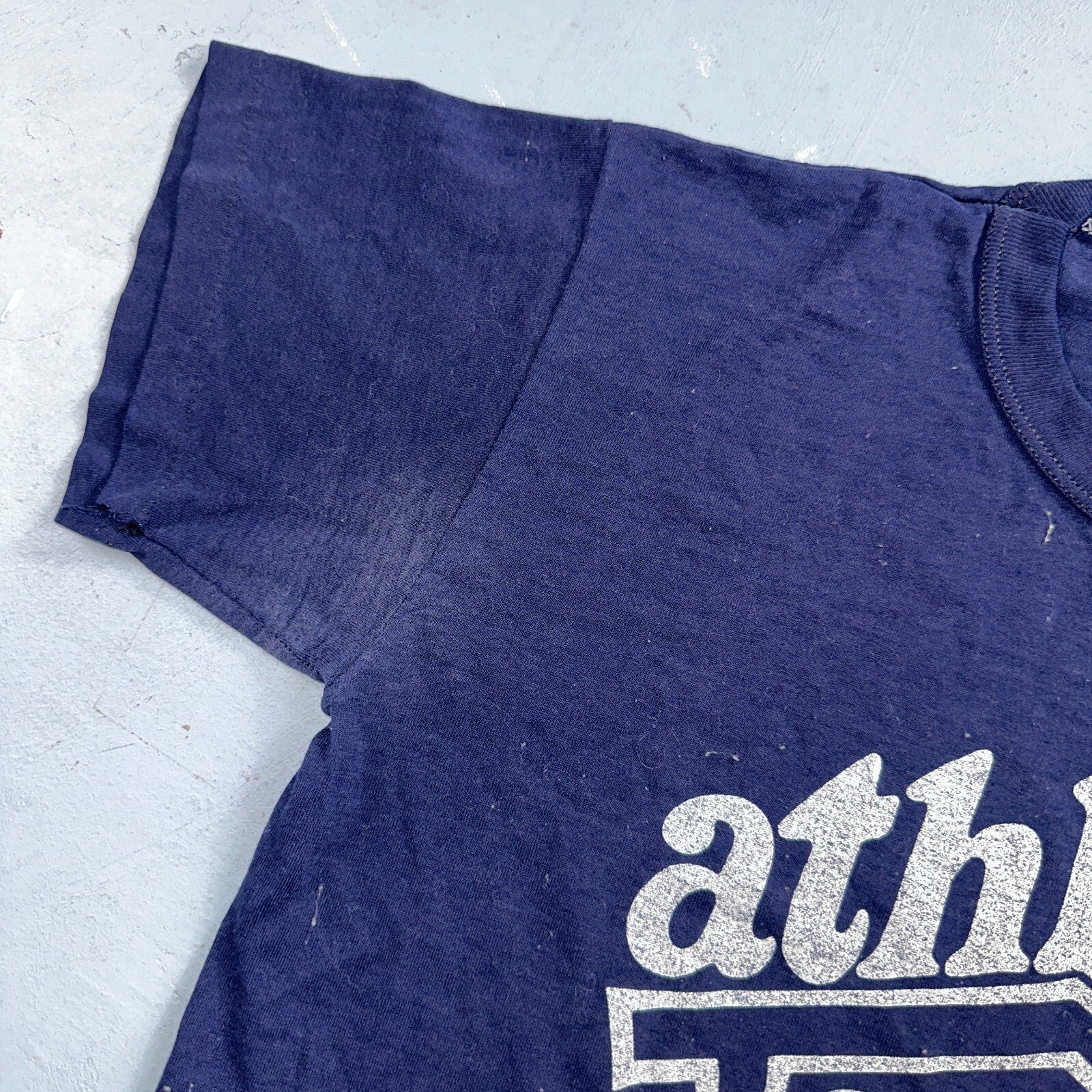 Athletic Attic 70s Eugene Oregon VTG T Shirt Single Stitch Russell Athletic Run