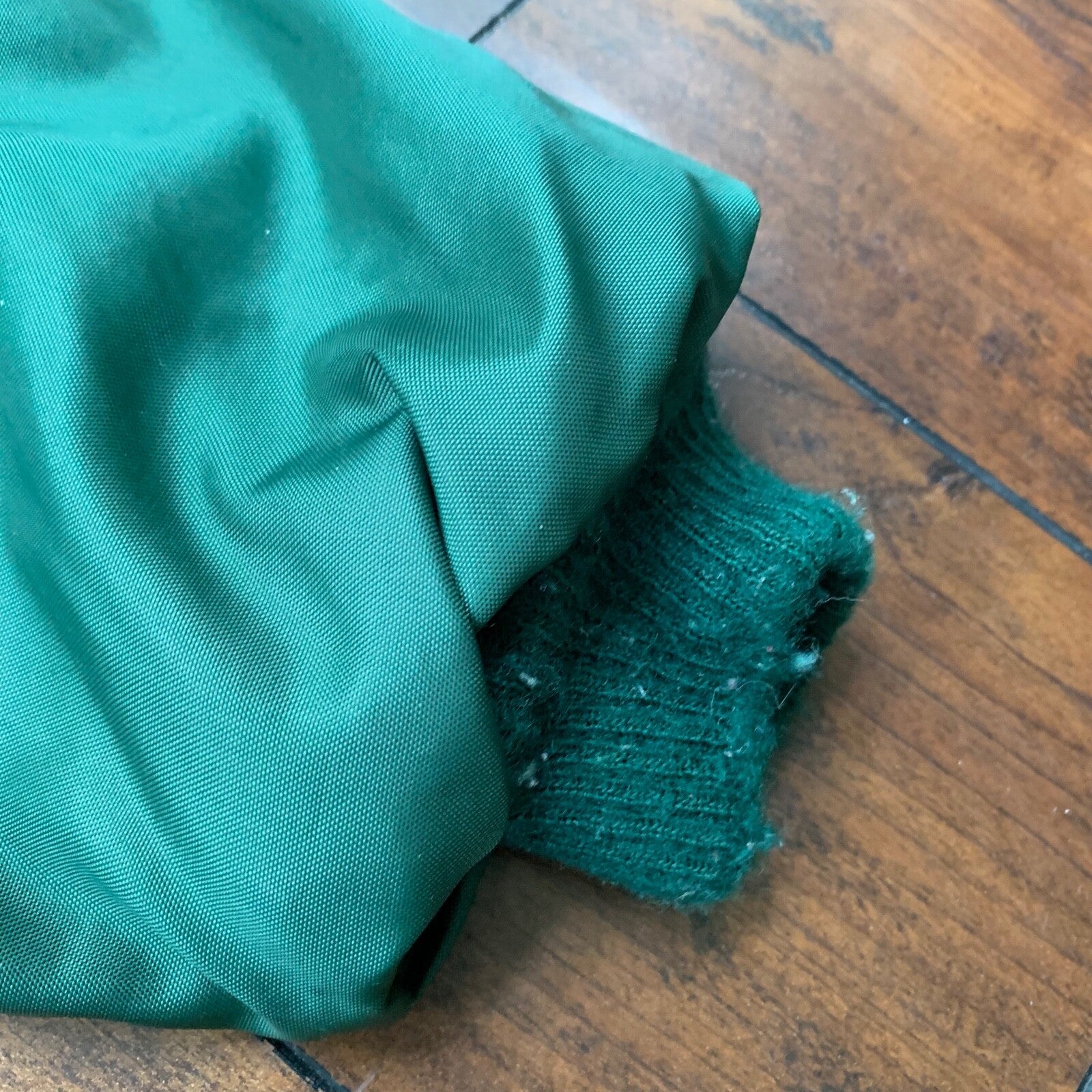 VTG West Wind Buccaneer 70s Sherpa Satin Bomber Jacket Green Broken Zip Oregon