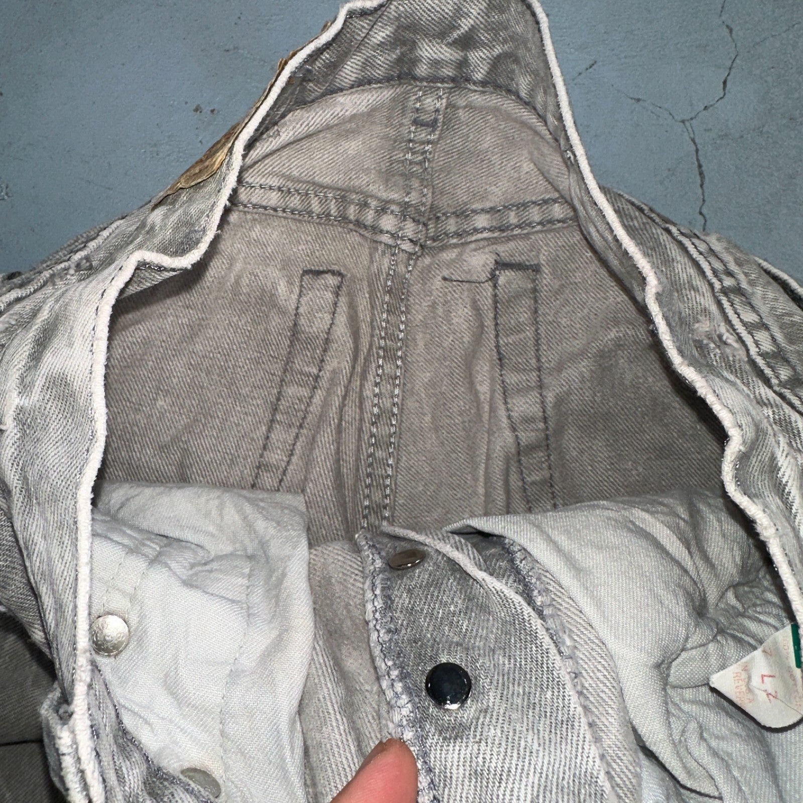 Levis 501 Vintage 80s USA XX Straight Leg Jeans Gray Acid Wash 27x32 Act 26x31