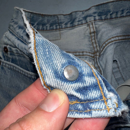 Levis 501 Vintage 80s Redline Selvedge USA XX Jeans Light Wash 27x34 Act 25x29