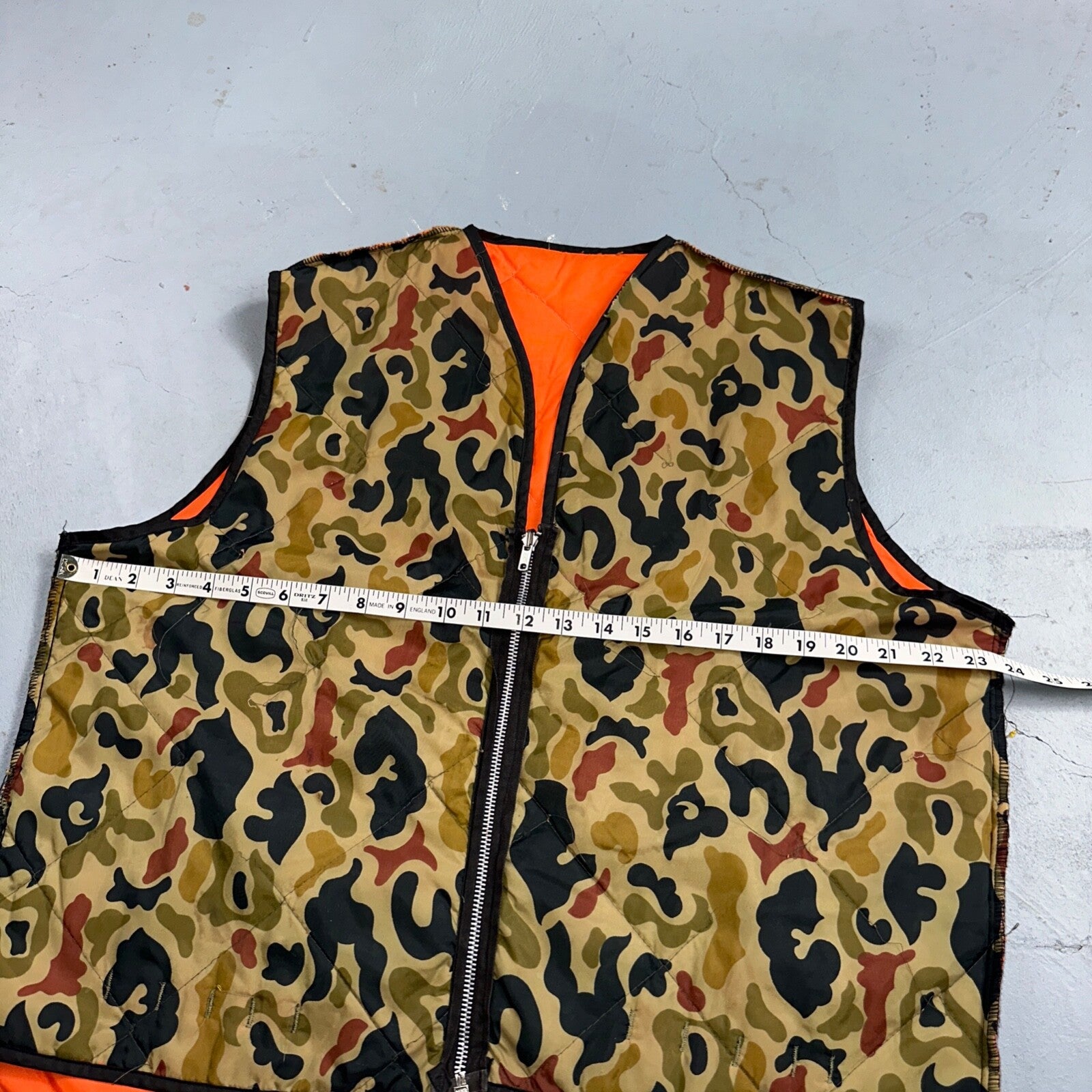 Vintage Duck Camo Vest Adult Large Camouflage Puffer Reversible Hunting Fishing