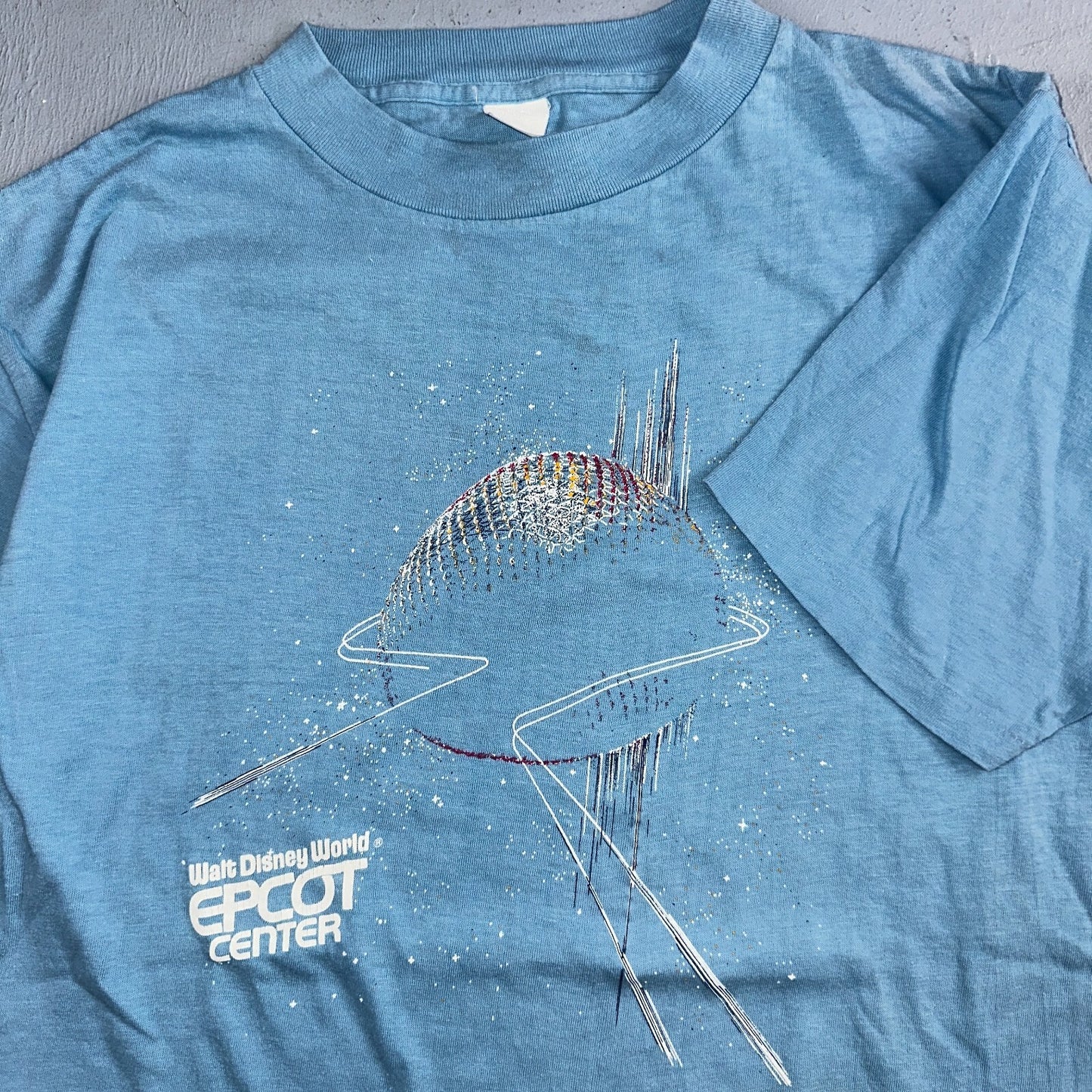 Disney World Epcot Center 1980s VTG T Shirt Rare Blue Single Stitch Mickey Earth