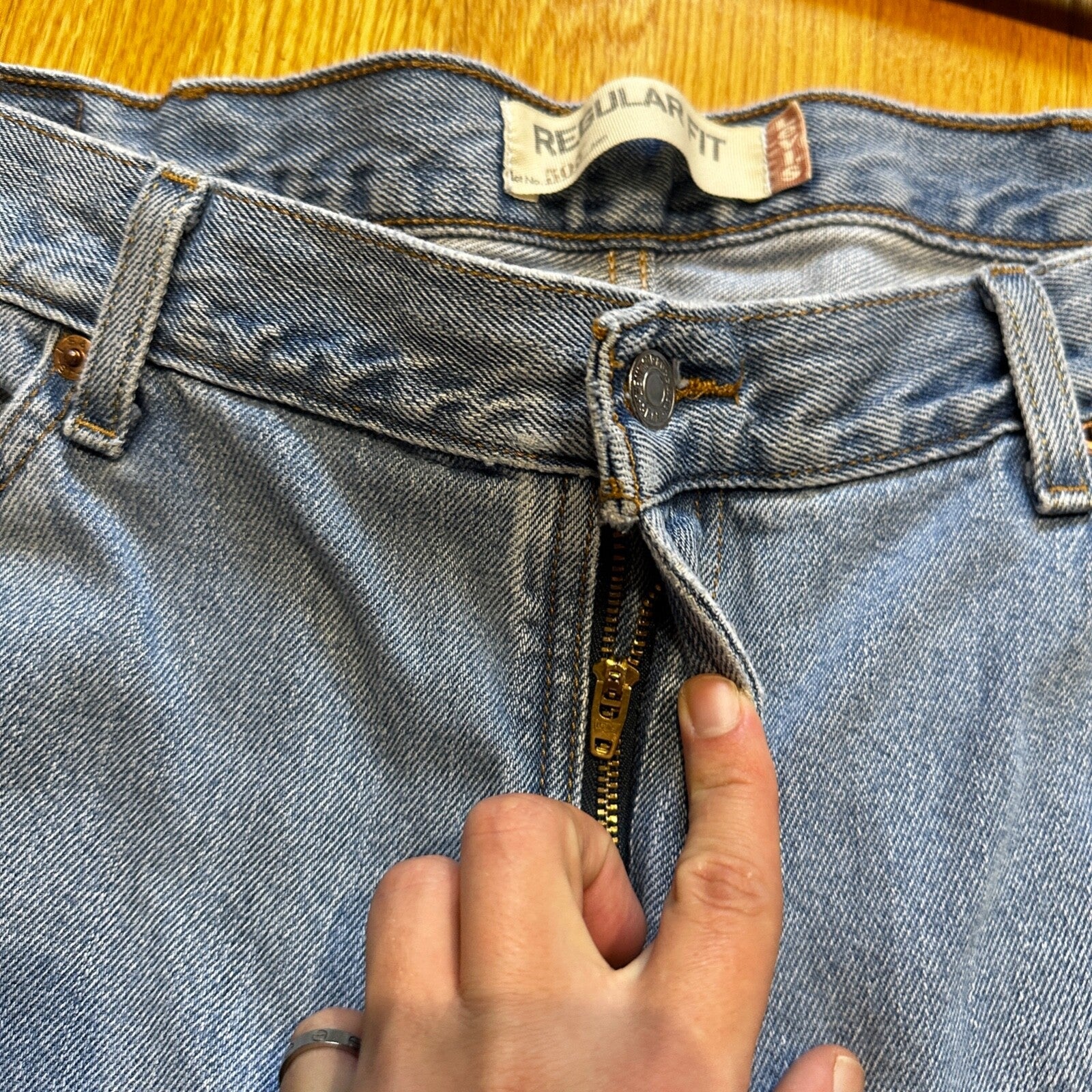 Levis 505 Vintage Y2K Straight Leg XX 2000s Jeans  40x32 Med Wash Act 37x31