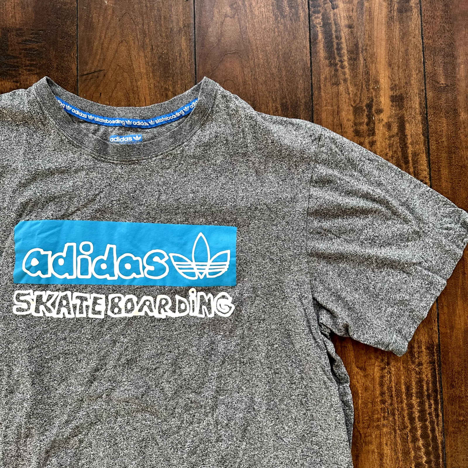 Adidas RARE Skateboarding Vintage Style T Shirt grey Skateboard Sports Trail Rap