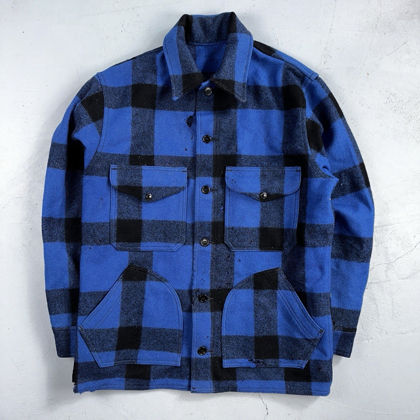 Filson CC Wool Mackinaw Cruiser Jacket Blue Plaid L Distressed VTG USA