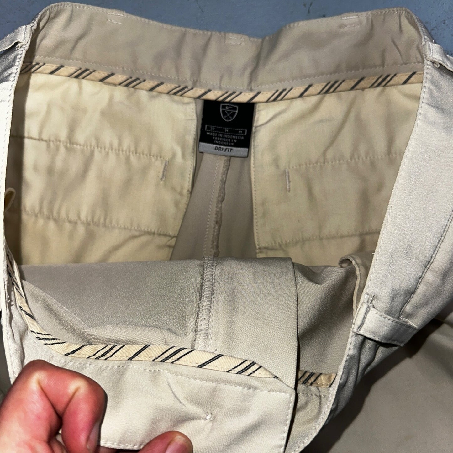 Nike Mens Golf Athletic Gym 32 Muscle Shorts Dri Fit Tan Gym Sports M