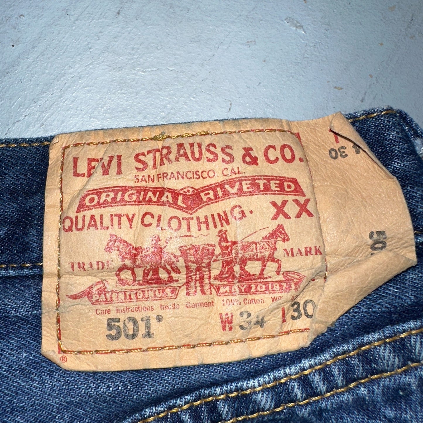 Levis 501 Vintage Y2K 90s XX Straight Leg Jeans Blue Med Wash 34X30 Act 33x30