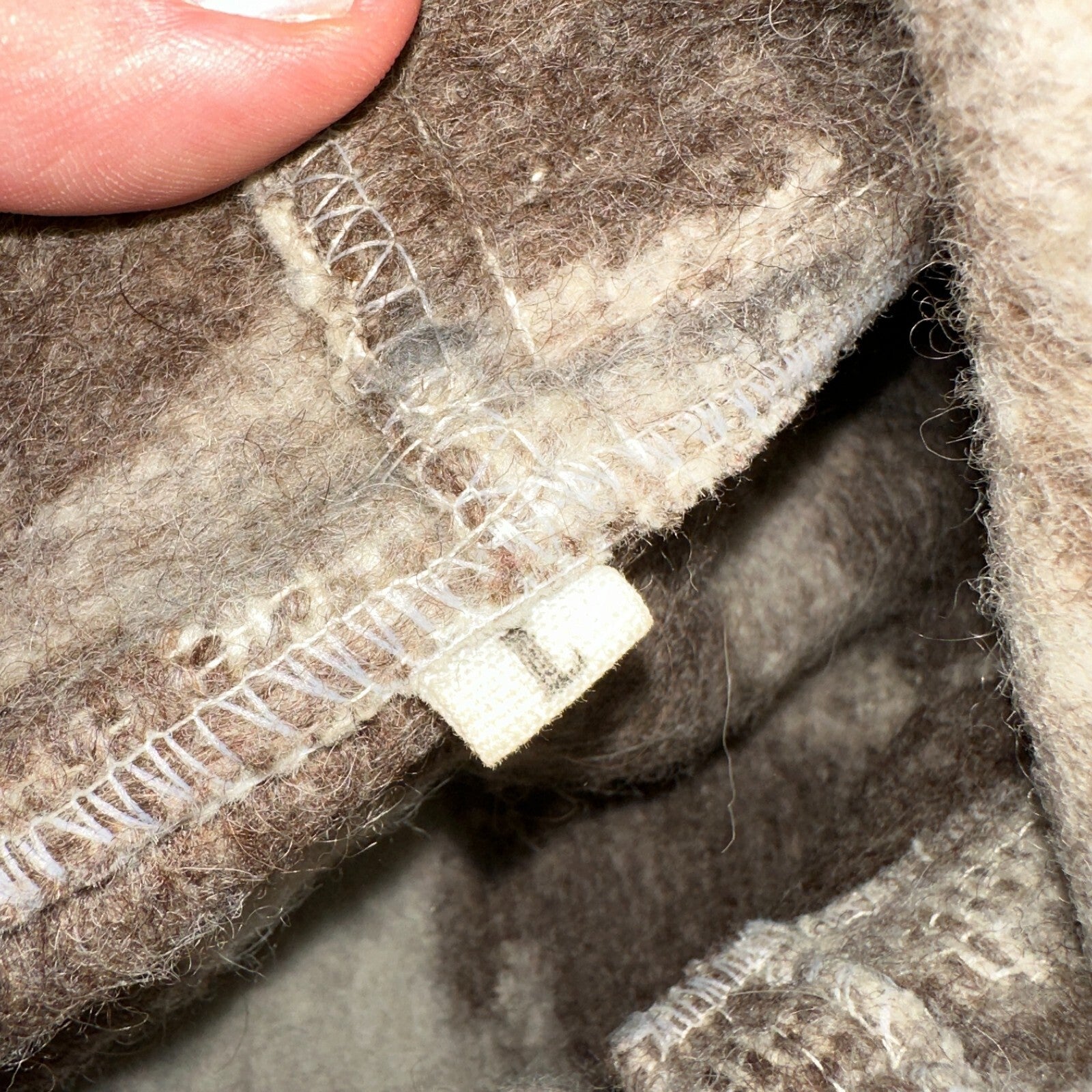 1970s Wool Lama Bird Coat Mens Jacket Size L Sweater Button Up 70s Rockabilly