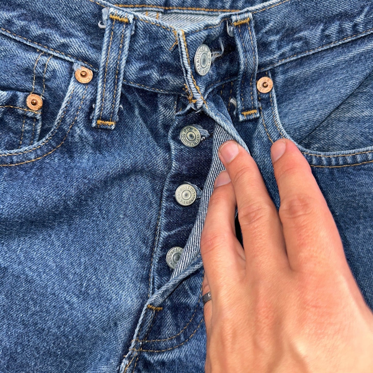 Levis 501 Vintage 80s Redline Selvedge USA XX Jeans Med Wash 27x32 Act 24x28