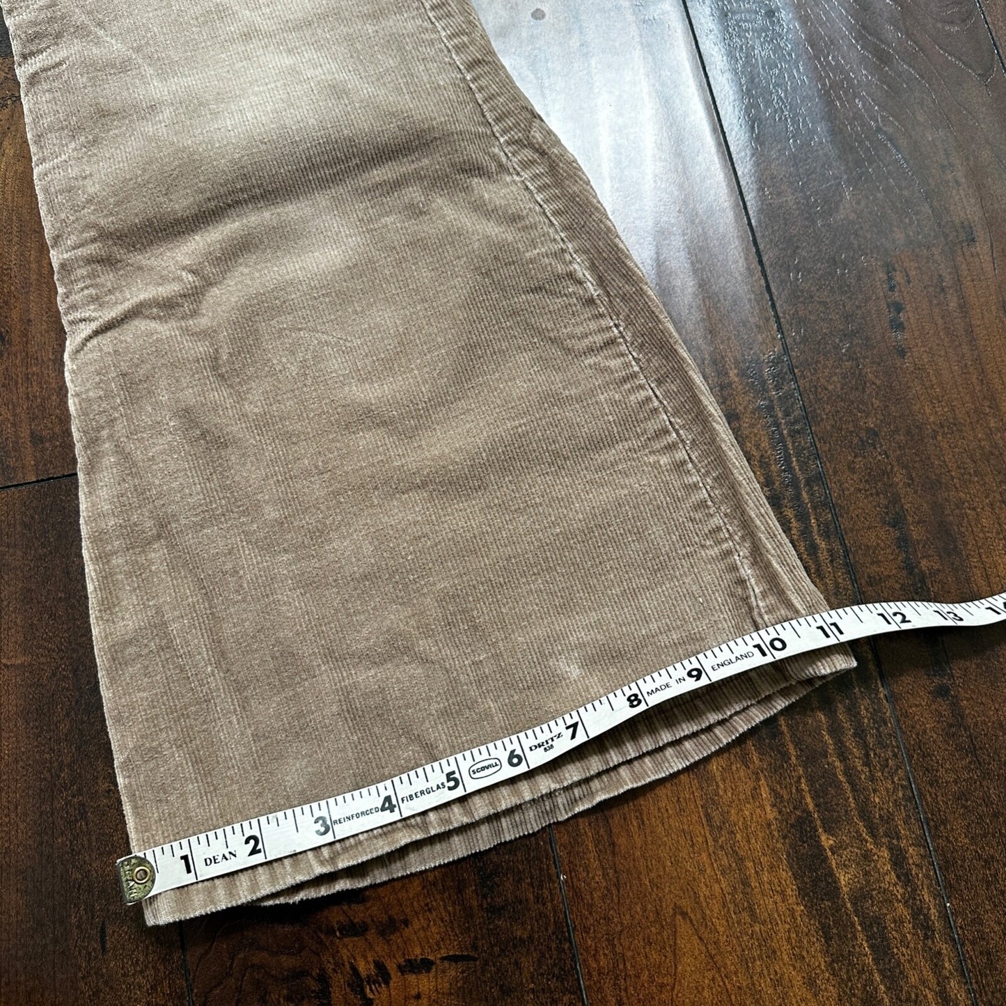 VTG Levi's 684 Corduroy Pants Bell Bottom USA 28x29 Boot Cut 1970s 70s Brown