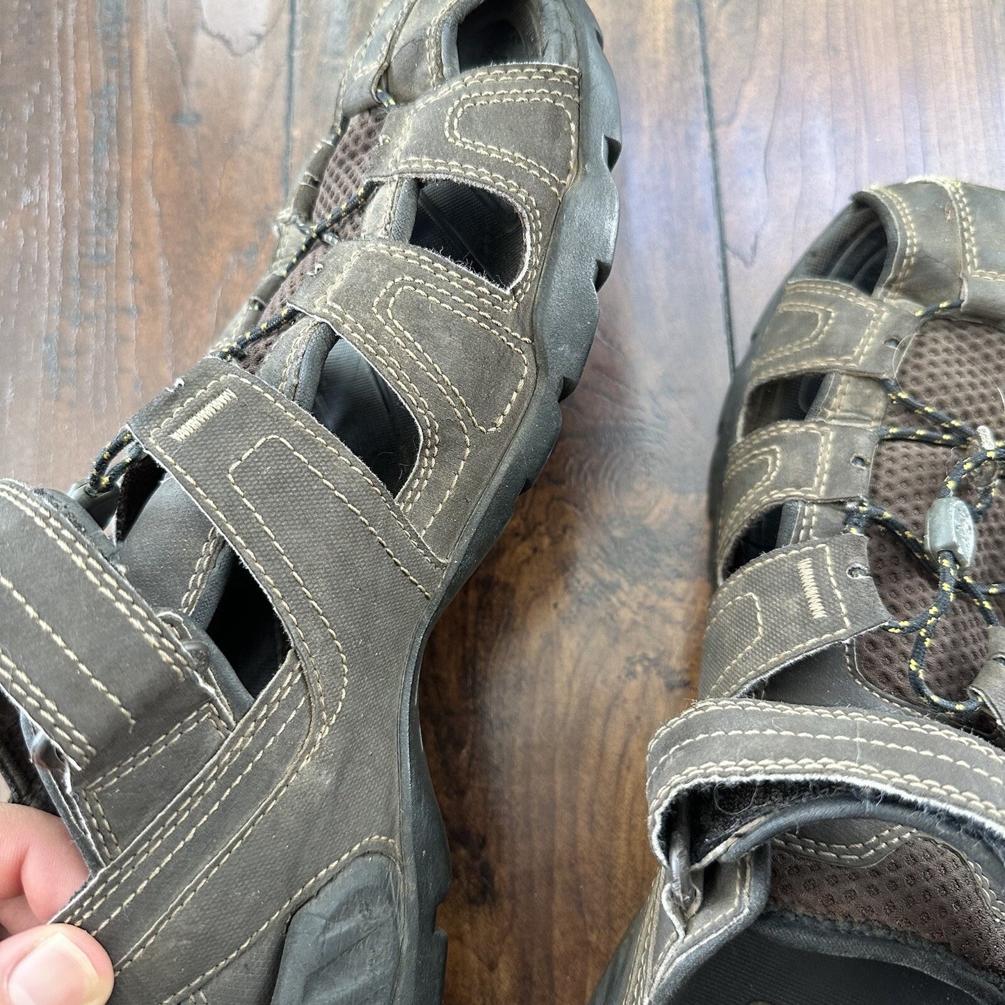 Teva Mens Shocpad Brown Gray Closed Toe Hook Loop Fisherman Sandals Size 12