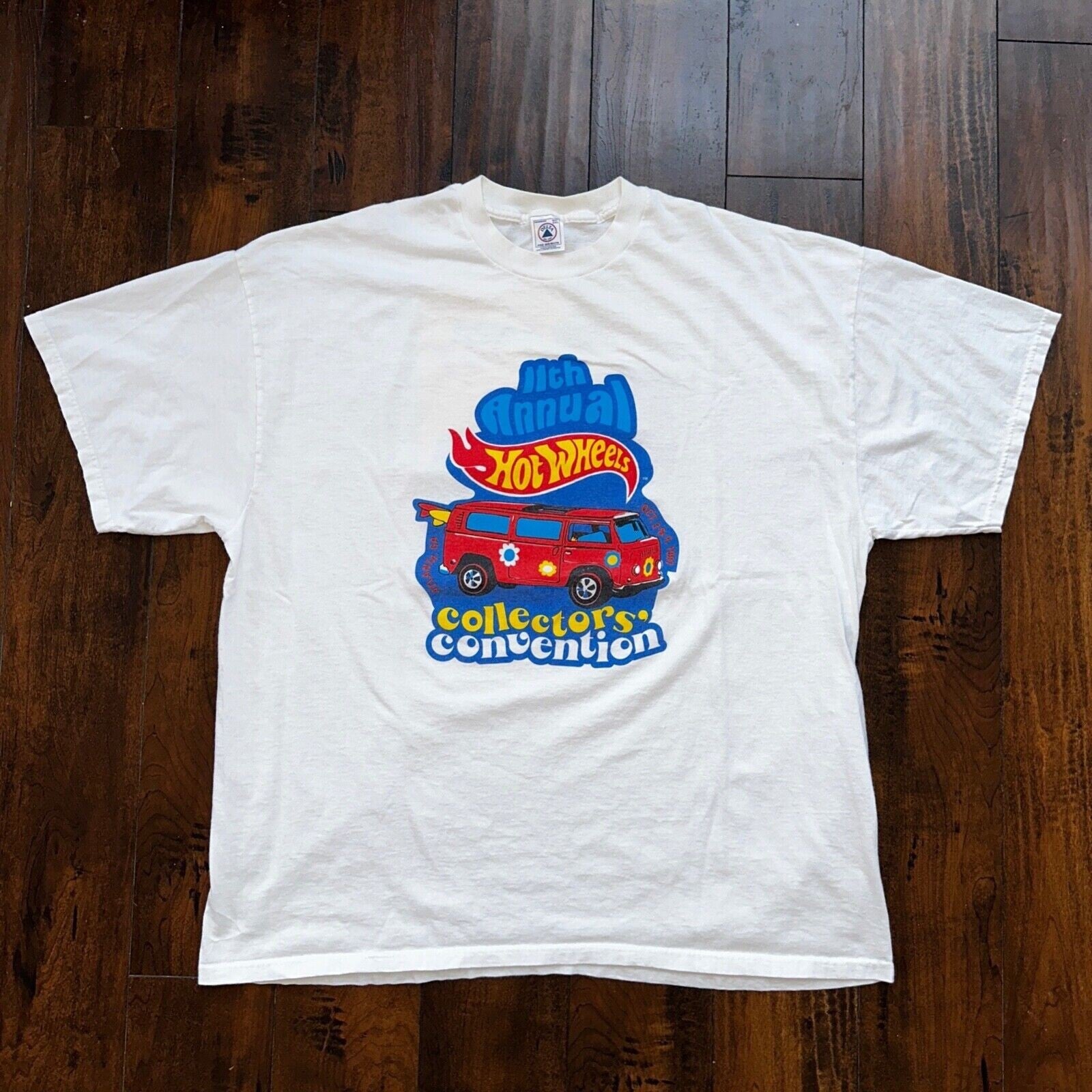 Hot Wheels RARE Beach Van Cruiser Vintage T Shirt Collectors Convention 90s
