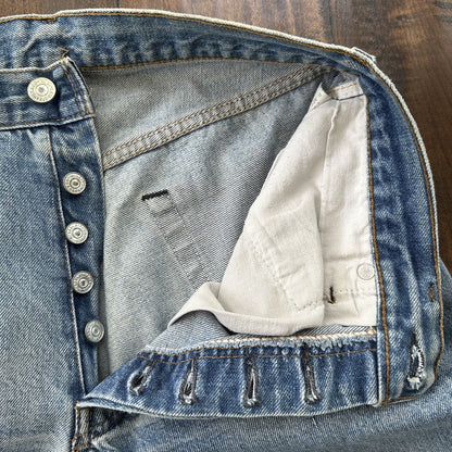 Levis Vintage 80s Redline Selvedge USA 501 Light Wash Jeans 70s 31x36 Act 28x31