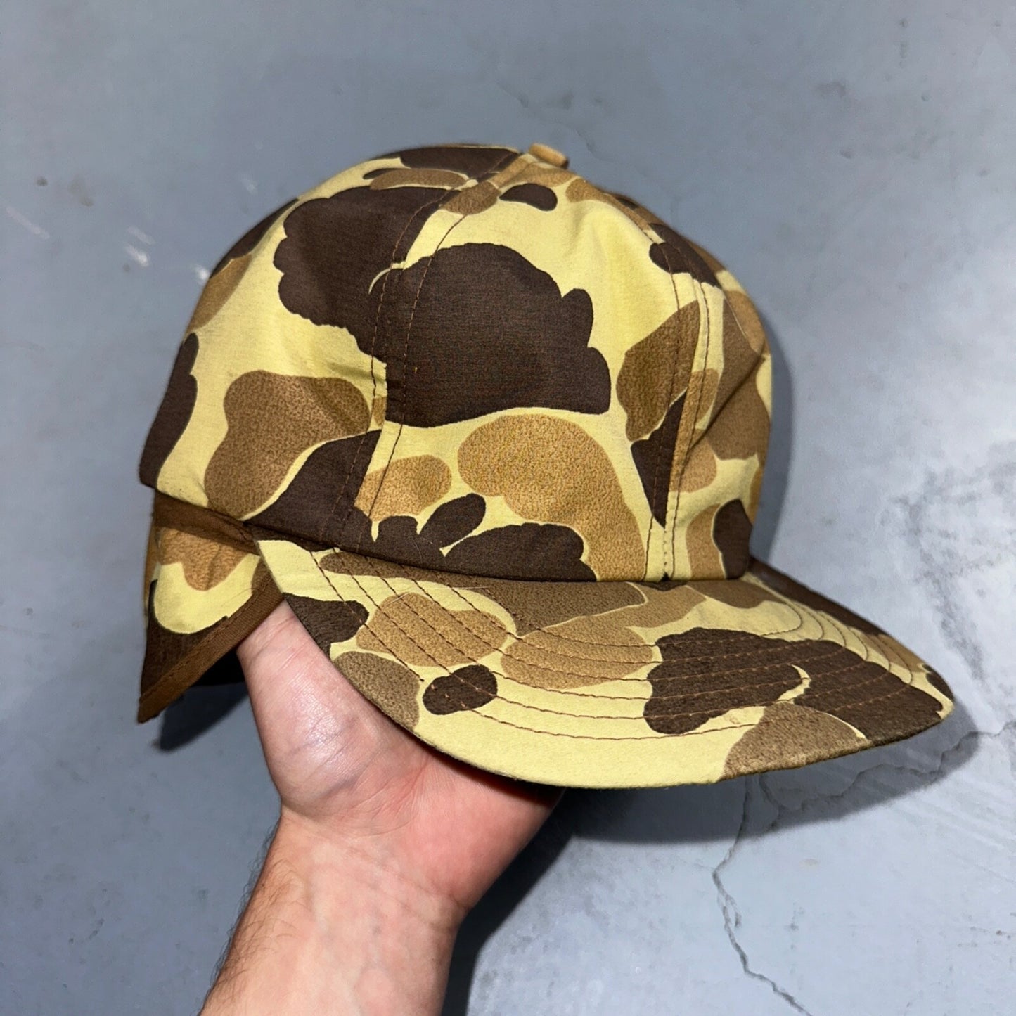 Goretex Duck Camo Hat w/ Earflaps Cap Dunn Large VTG Hunting Thinsulate 90s
