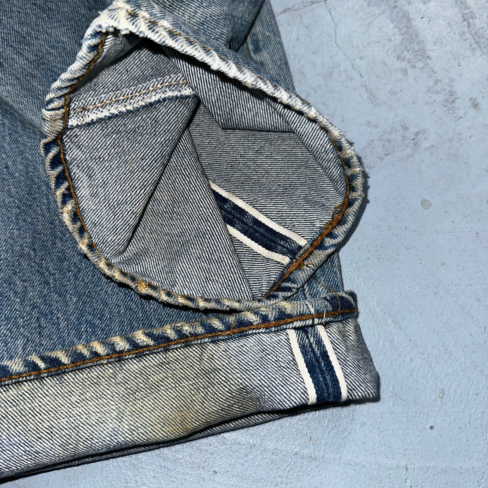 Levis 501 Vintage 80s Redline Selvedge USA XX Jeans Light Wash Worn Act 30x30