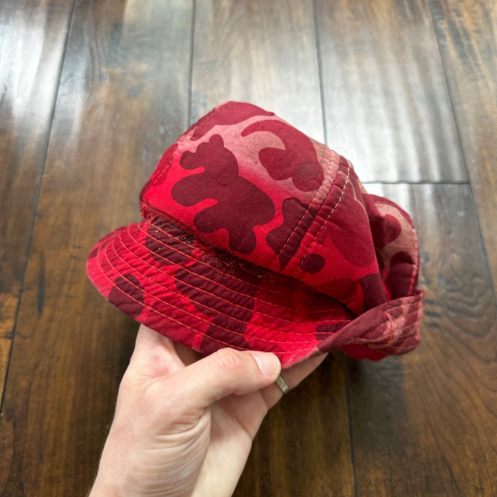 Frogskin 70s Fisherman Vintage Hat Bucket POST WWII Frog Skin Pink Red Camo