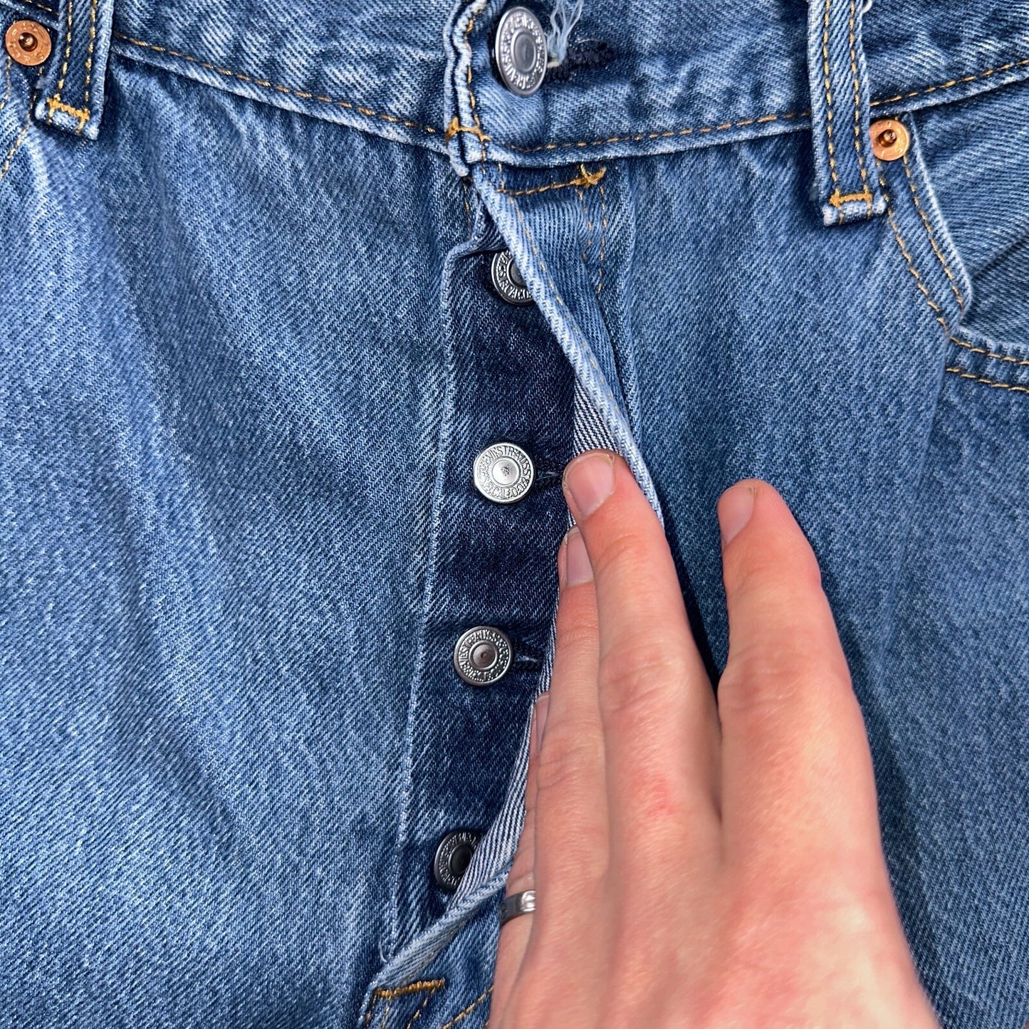 Levis 501 Y2K XX Straight Leg Jeans Blue VTG Med Wash 36x38 Act 33x33