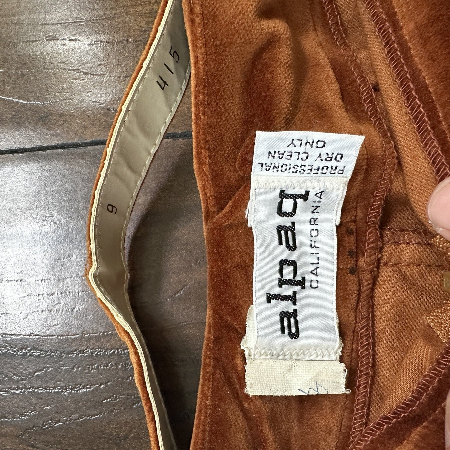 VTG Alpaq California 1970s Pants 26x31 Brown Velour High Waist Flair Rockabilly