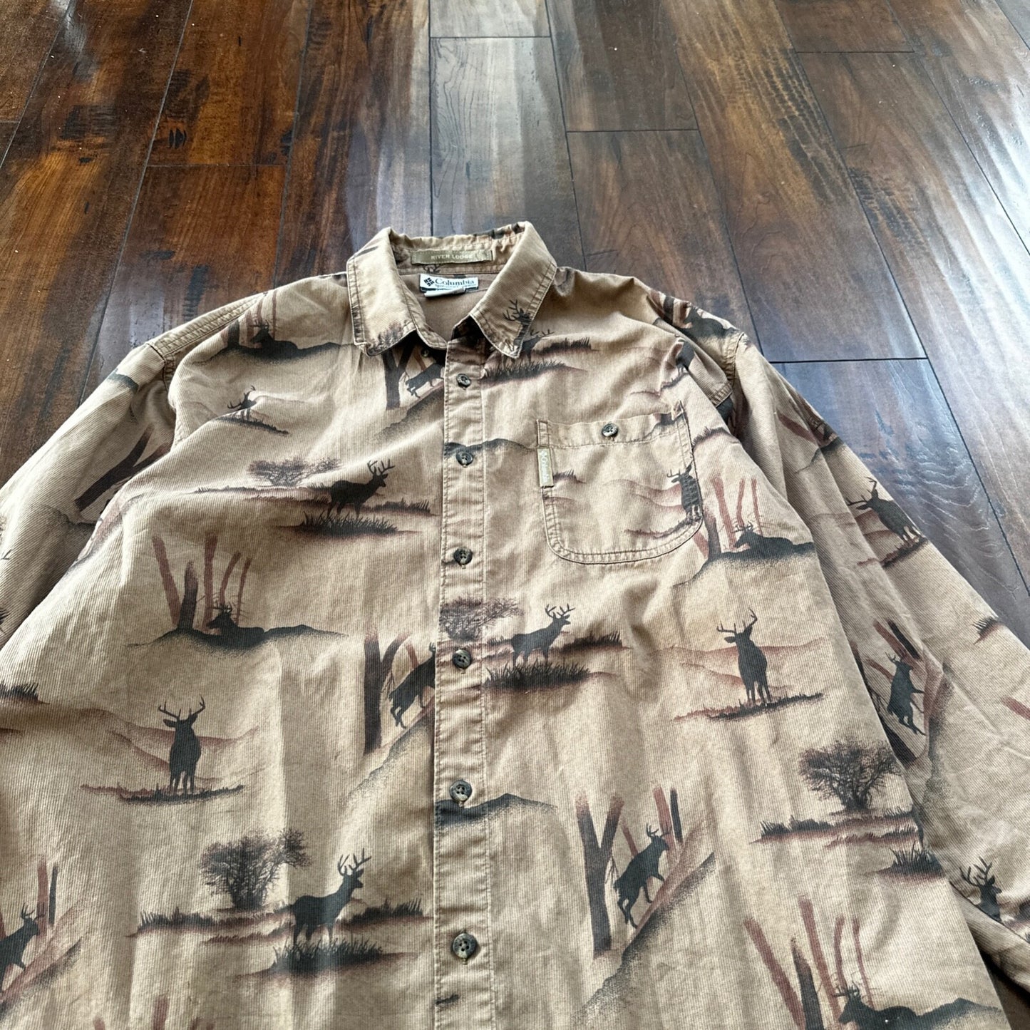 Columbia Mens River Lodge Deer Print Shirt L Brown Buck Hunting Camo
