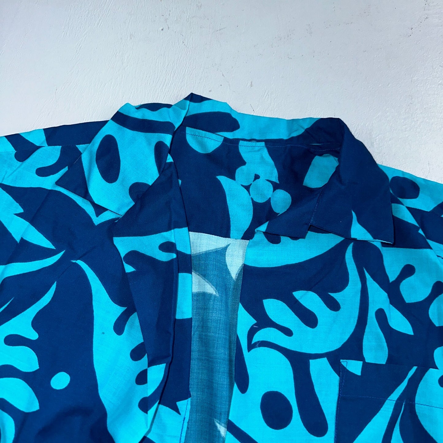 Hawaiian VTG Shirt Crop Rockabilly Floral Multi Color Robe 60s 70s Disco Hawaii