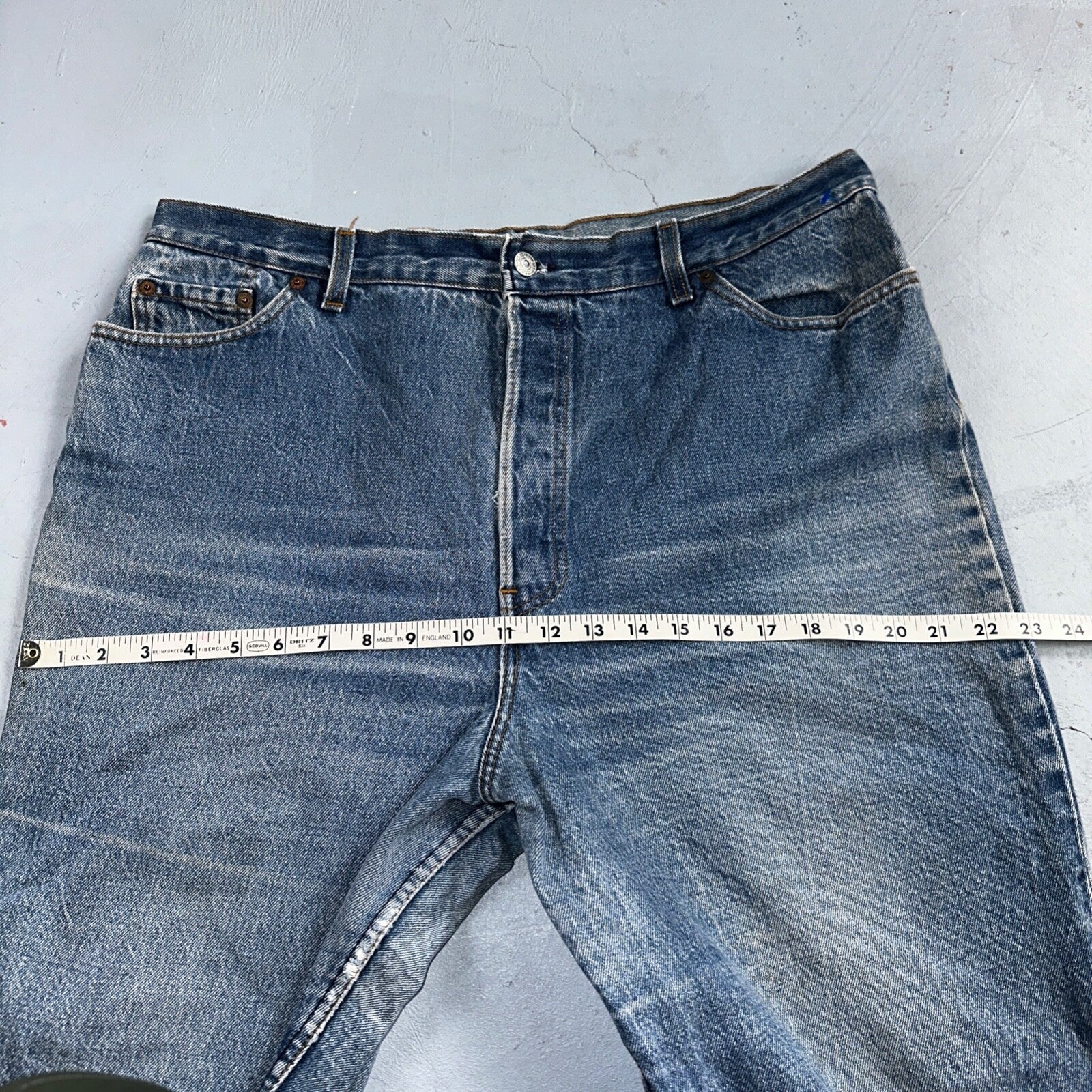 Vintage Womens Levis 29501 0115 Med Wash High Rise 501 Mom Jeans USA 38x28