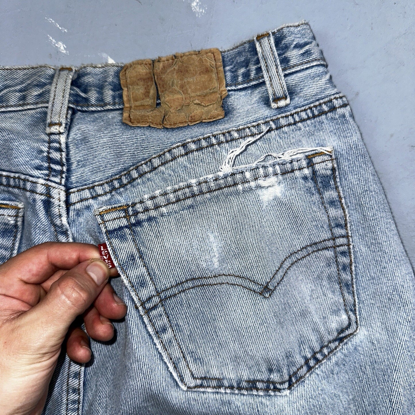 Levis 501 Vintage 90s Straight Leg Jeans 32x30 80s Light Wash Act 28x30 Thrashed