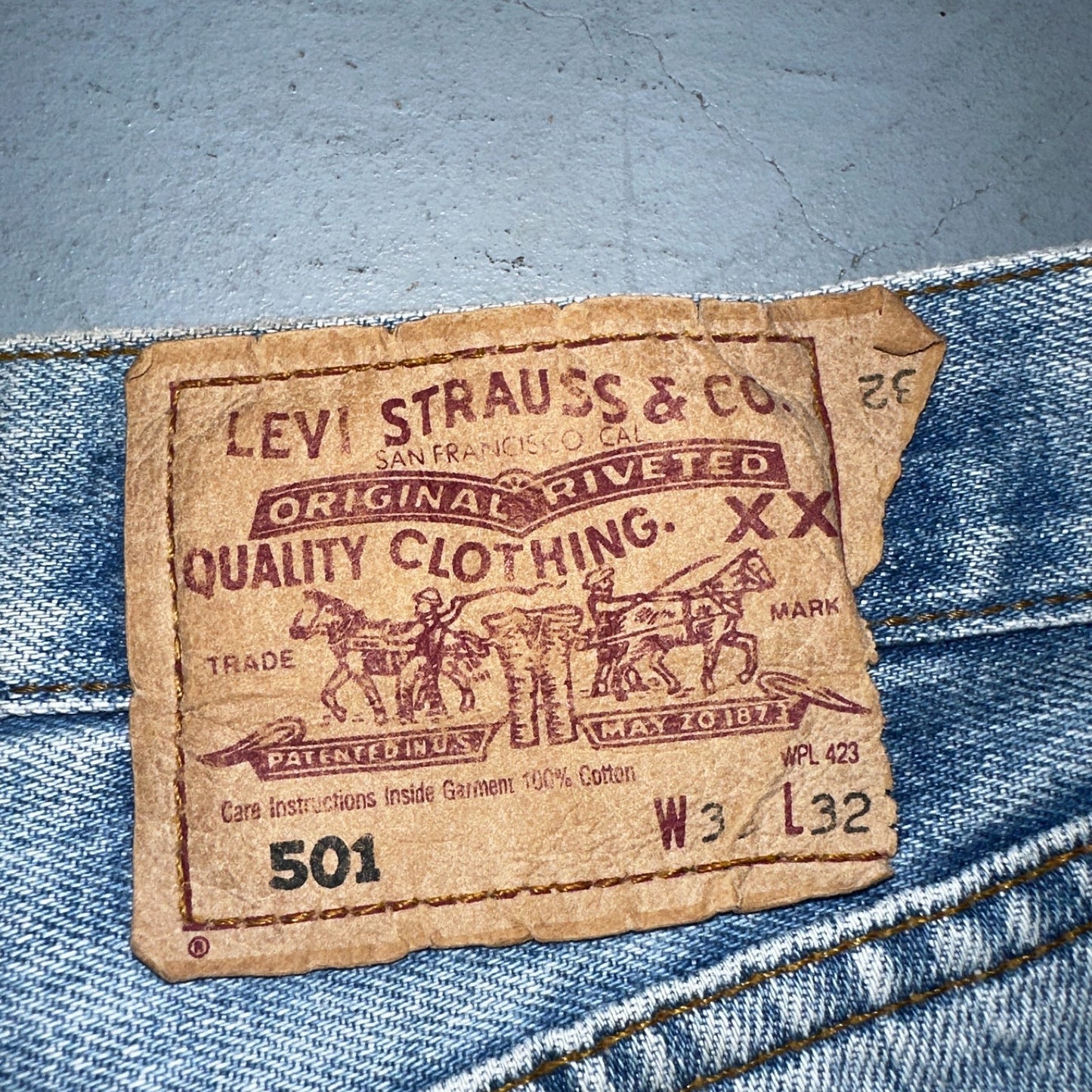 Levis 501 Vintage 90s Poland Straight Leg Jeans Blue Light Wash 36x32 Act 34x31