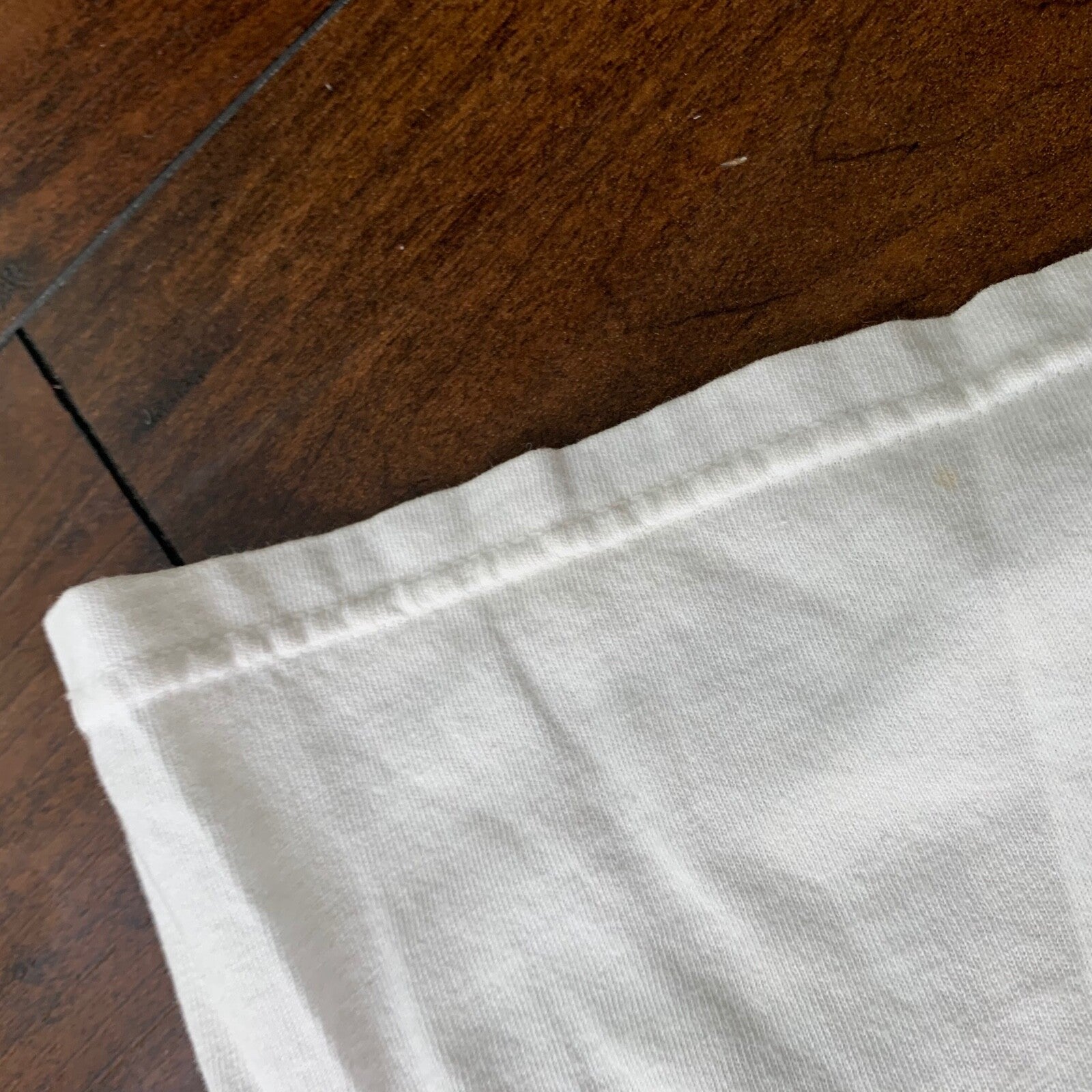 Connecticut Vintage T Shirt 97.9 Radio Talk Show Country Music Love Band Beatles