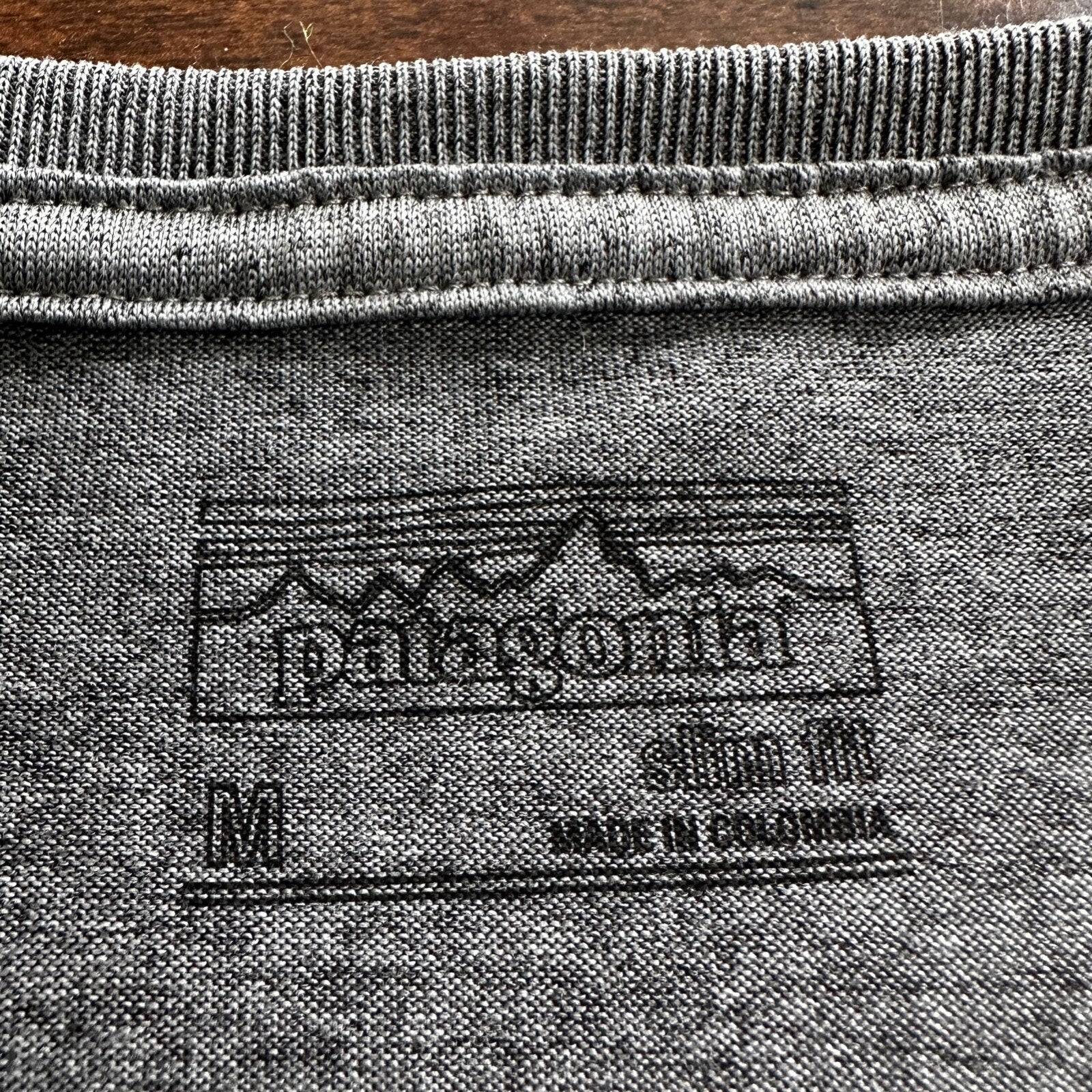 Patagonia Gray Pocket T Shirt Medium Slim Fit Fish Nordstrom Gym Hiking Cool