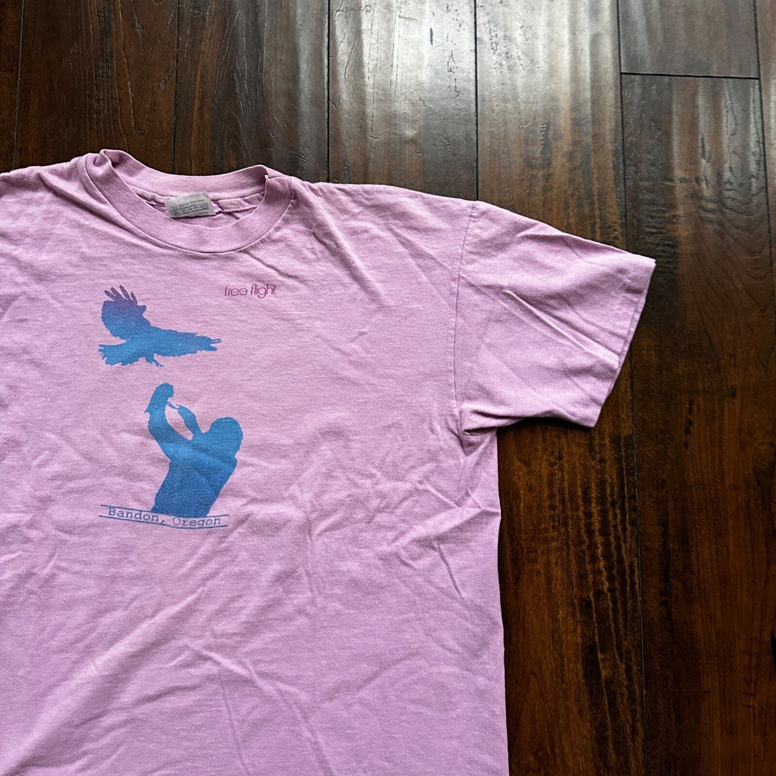 Free Flight 80s Vintage T Shirt Bandon Oregon Portland Eagle Art Love Abstract