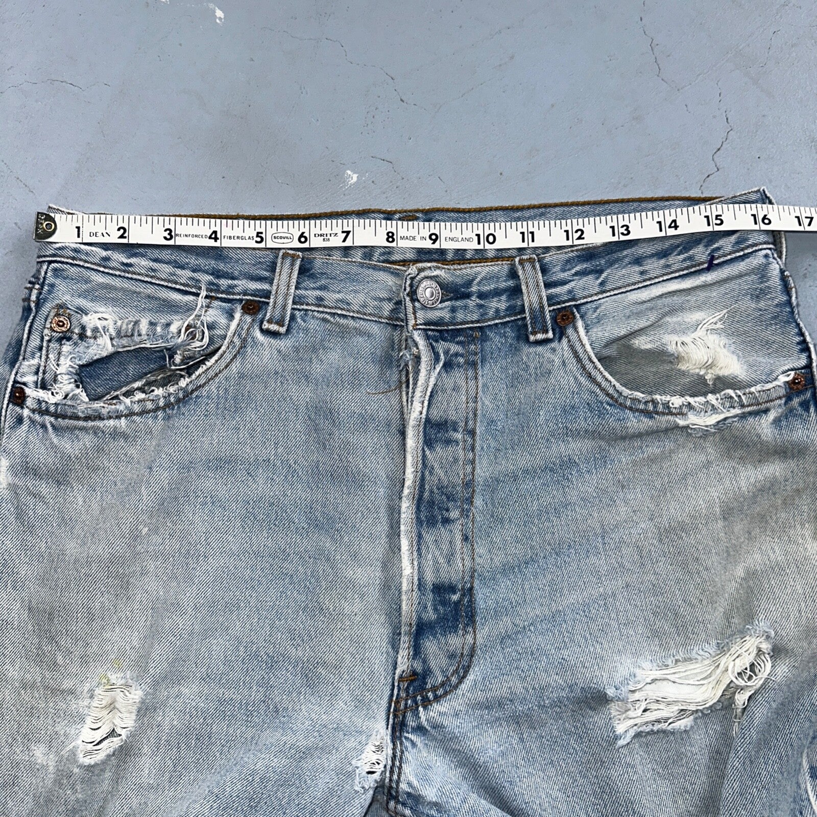 Levis 501 Vintage 90s USA XX Straight Leg Jeans Blue Light Wash 34x34 Act 32x33