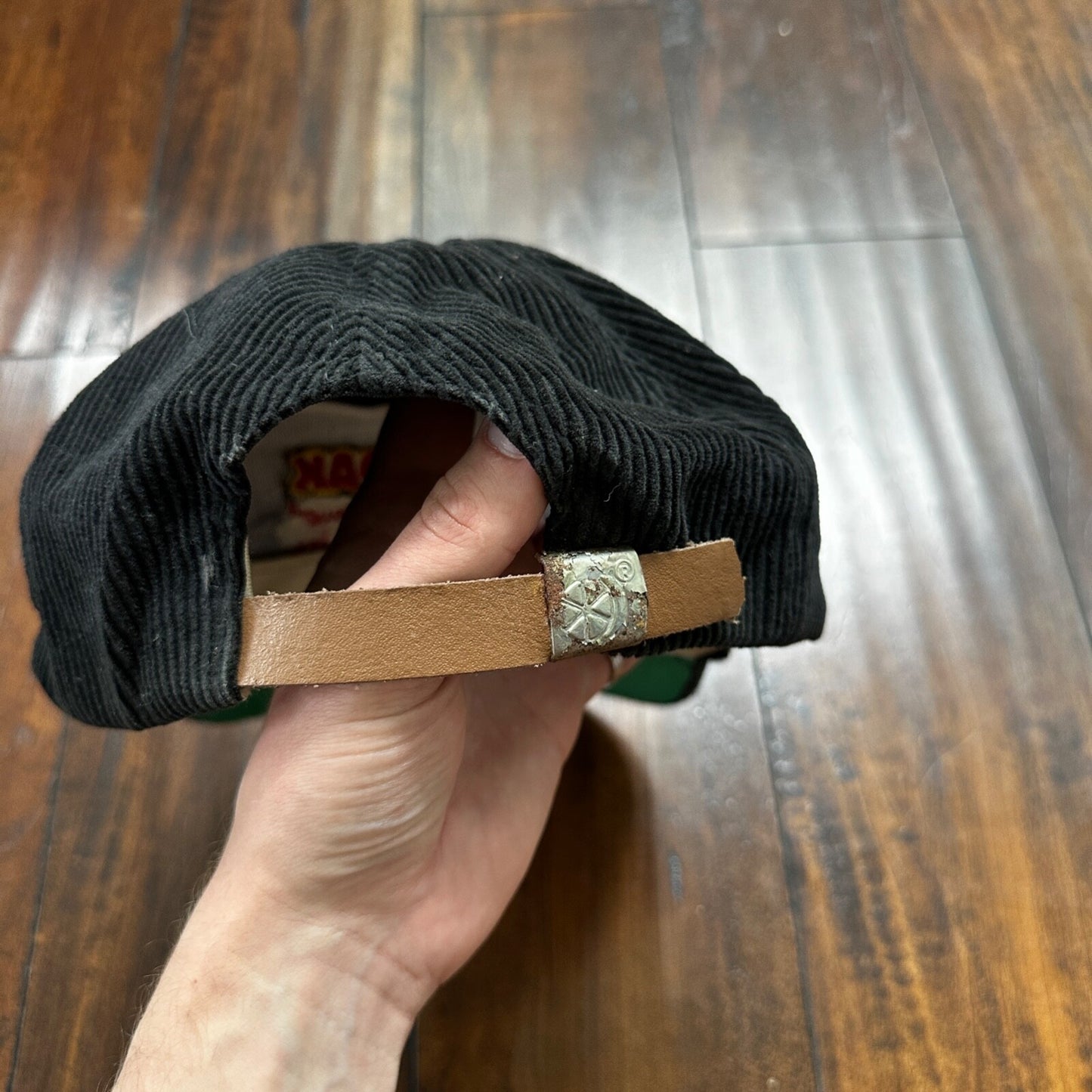 Smokin Oak VTG Hat Cap Snapback Smoke Cigarettes Meat Food Funny Corduroy Black