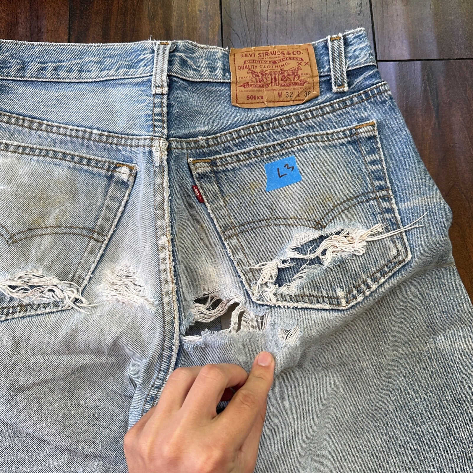 Levis 501 Vintage 90s Straight Leg XX USA Jeans 32x36 Thrashed Wash Act 30x31