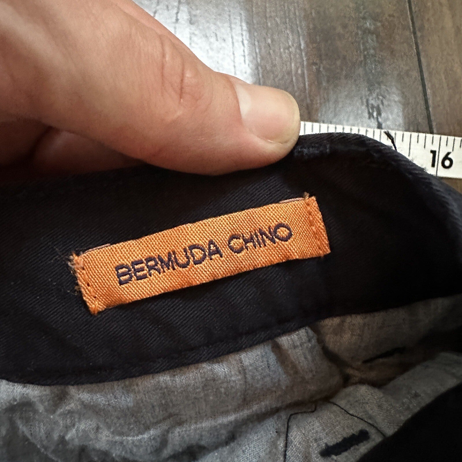 Tory Burch Women's Boyfriend Bermuda Chino Shorts Gold Button Navy Blue Size 29