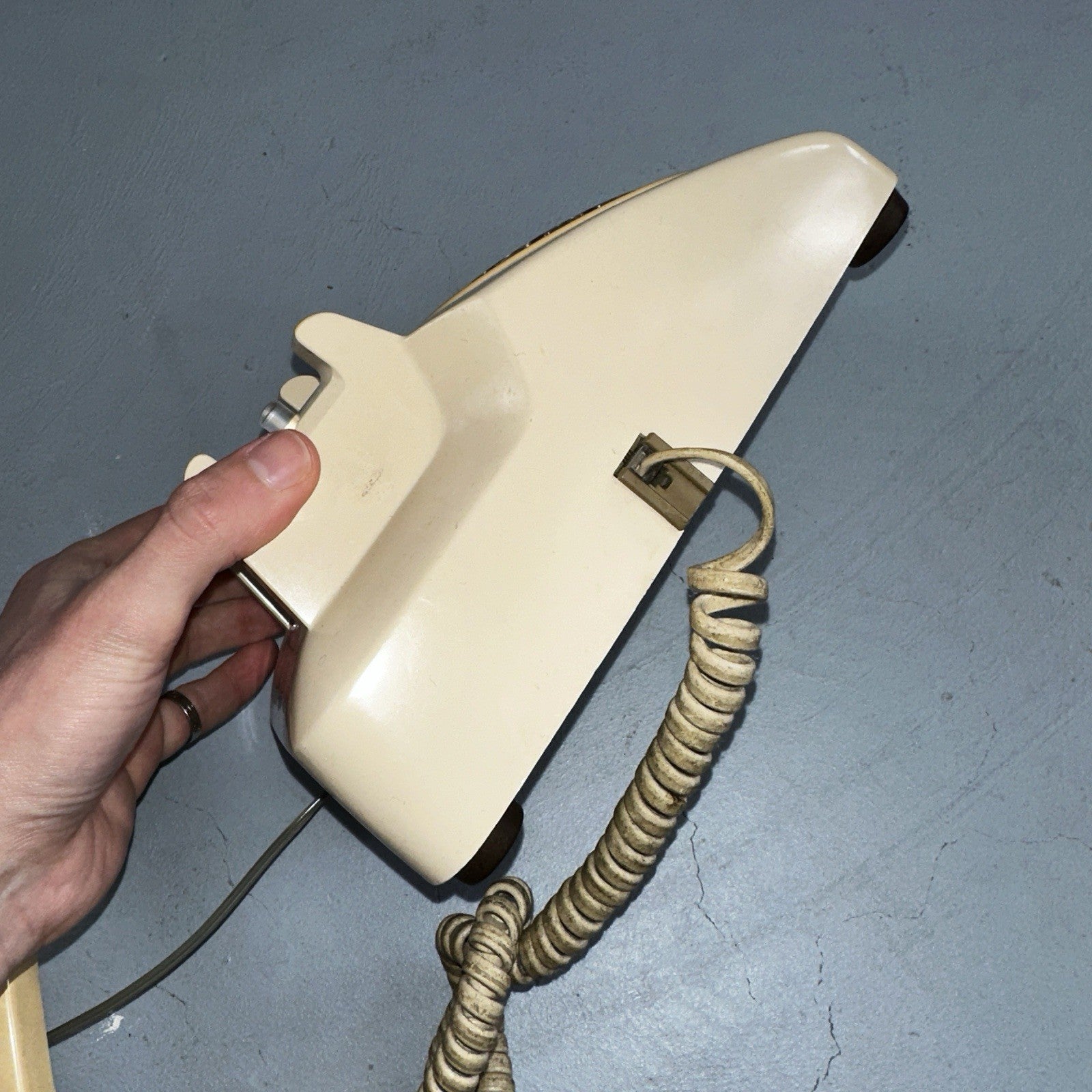 Vintage Bell System Western Electric Rotary Dial Desk Phone 500DM White Yellow