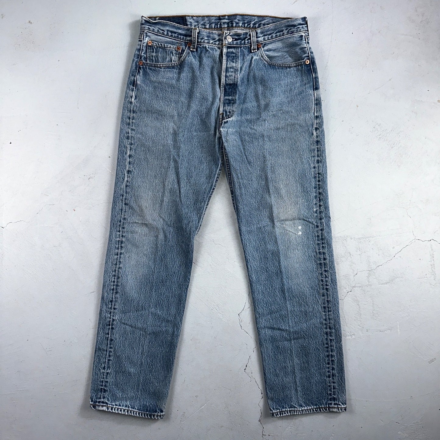 Levis 501 Vintage 90s USA XX Straight Leg Jeans Blue Light Wash 35x34 Act 33x30