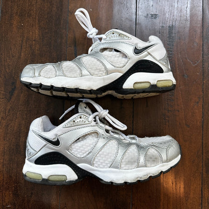 VTG Nike Air Max Womens Athletic Shoes 308677 101 Silver Black White 9.5 Y2K