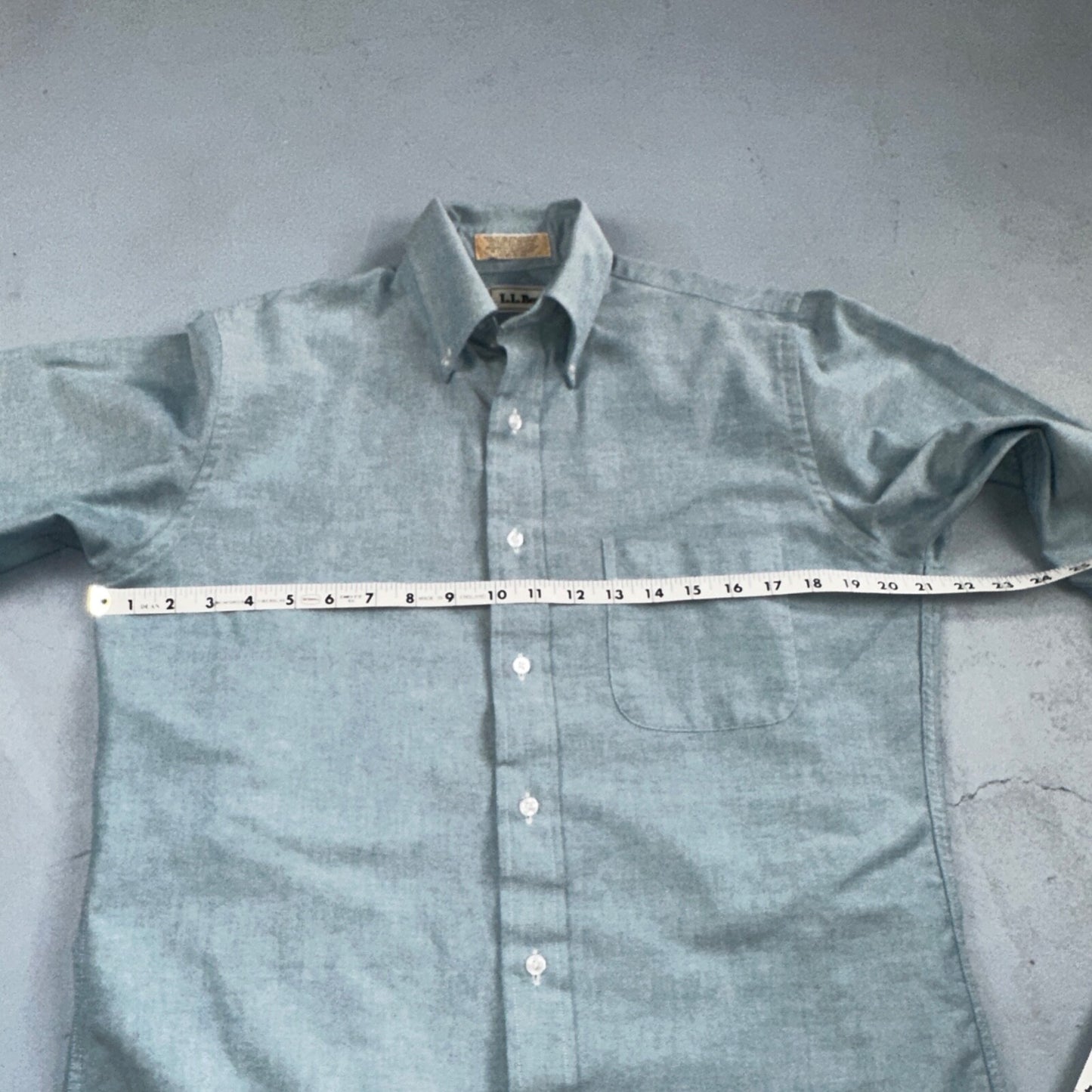 LL Bean Chambray Shirt Mens Size 15 34 Reg Button Long Sleeve Blue Cotton